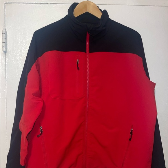 Men's Patagonia Red and Black Jacket Size Large - Picture 2 of 13